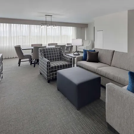 Embassy Suites By Hilton Detroit Troy Auburn Hills Exterior photo