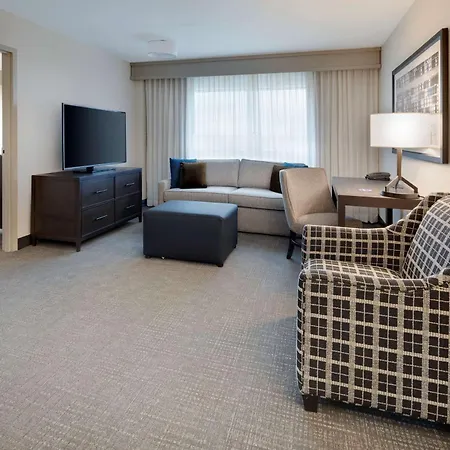 Embassy Suites By Hilton Detroit Troy Auburn Hills Exterior photo
