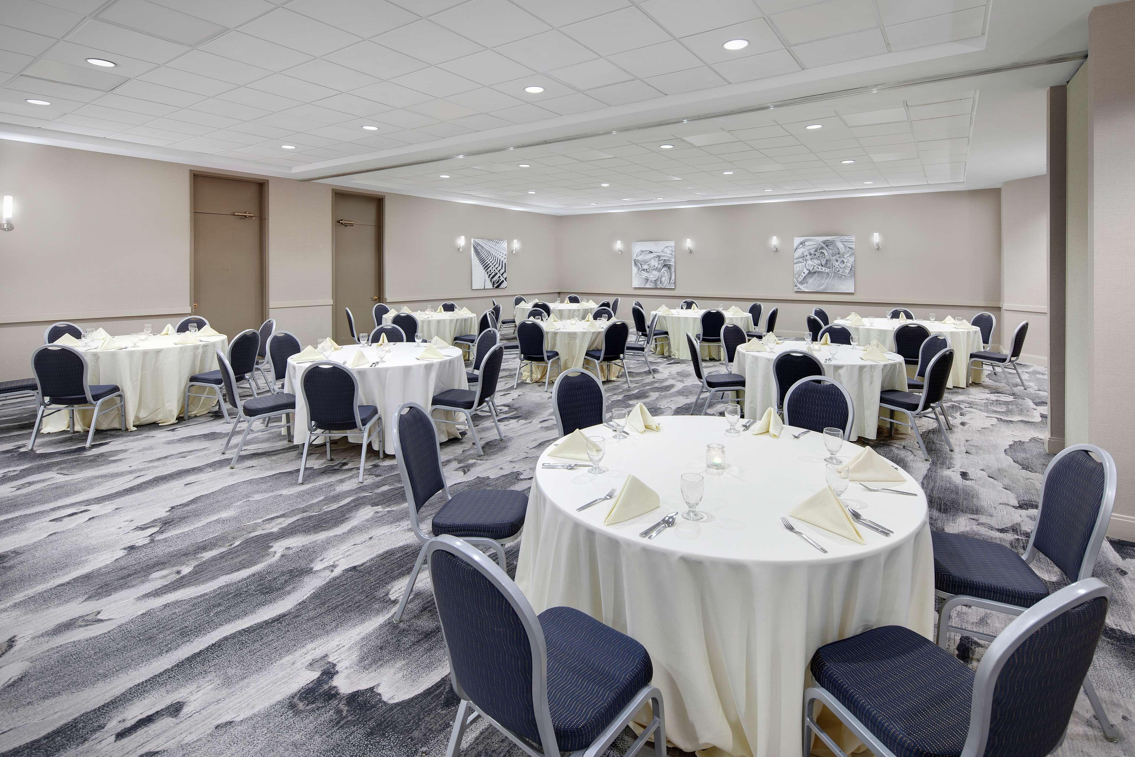 Embassy By Hilton Detroit Auburn Hills