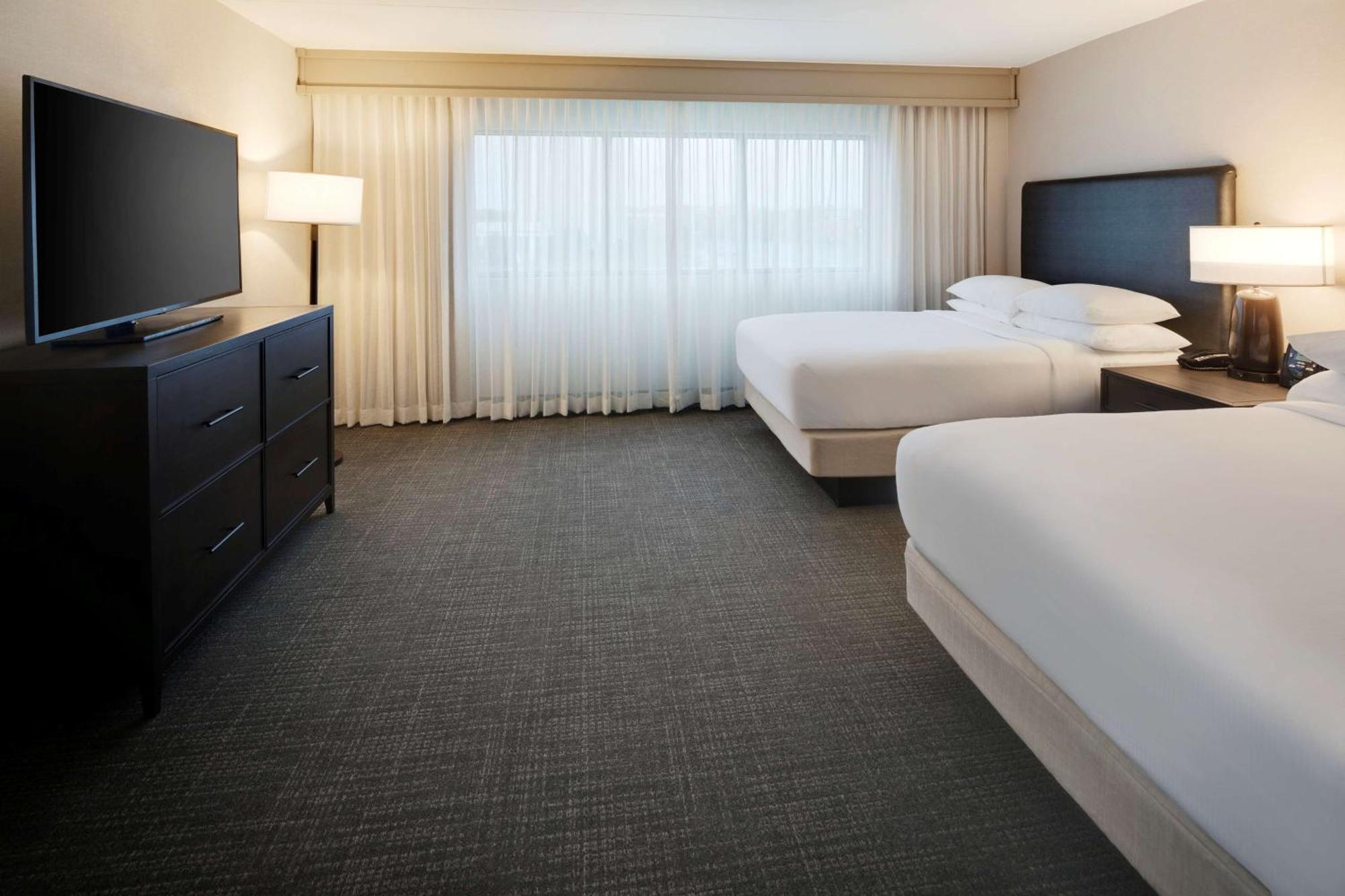 Embassy By Hilton Detroit Auburn Hills Hotel Troy